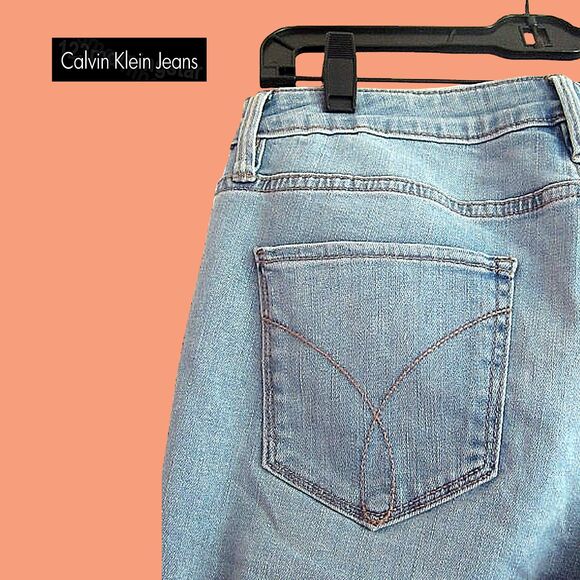 Calvin Klein NEW HUNTINGTON Boyfriend 5-Pocket Cuff Mini Shorts 28 - Picture 10 of 12